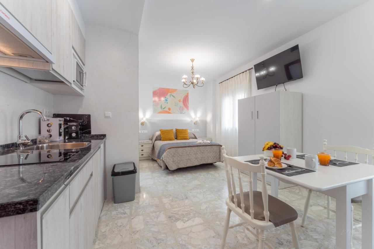 Apartamentos Villa Augusto Centro De メリダ エクステリア 写真