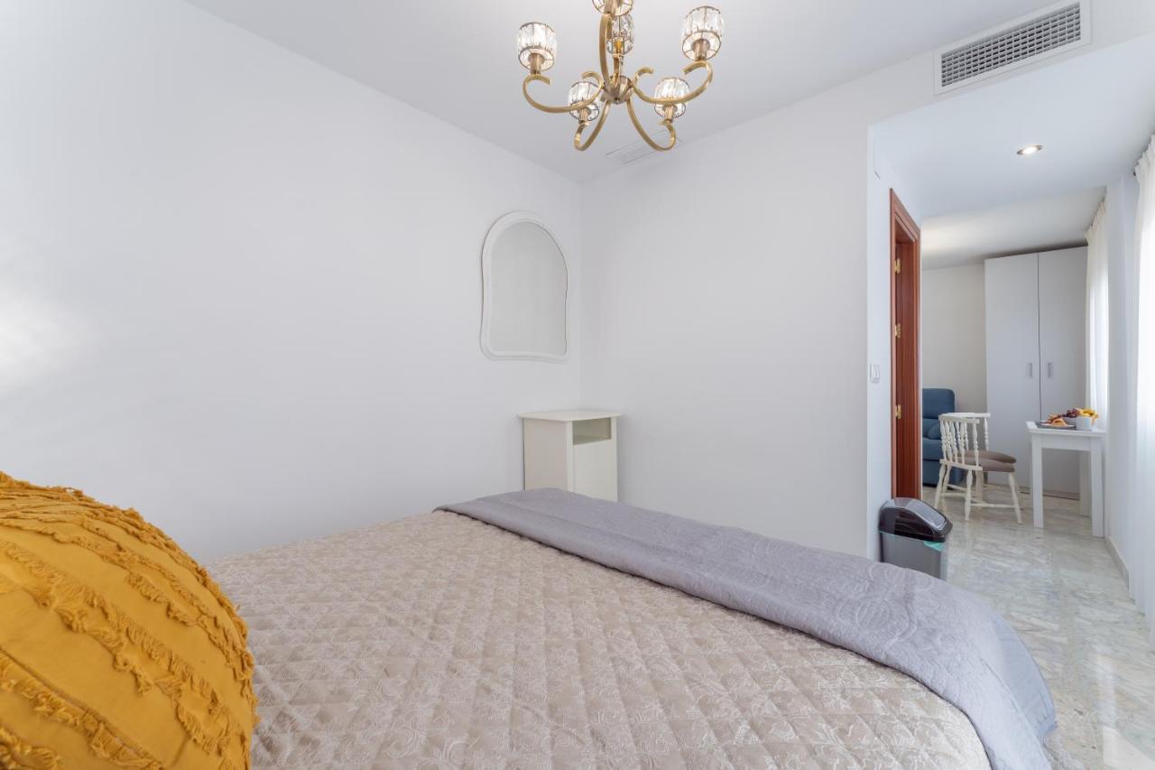 Apartamentos Villa Augusto Centro De メリダ エクステリア 写真