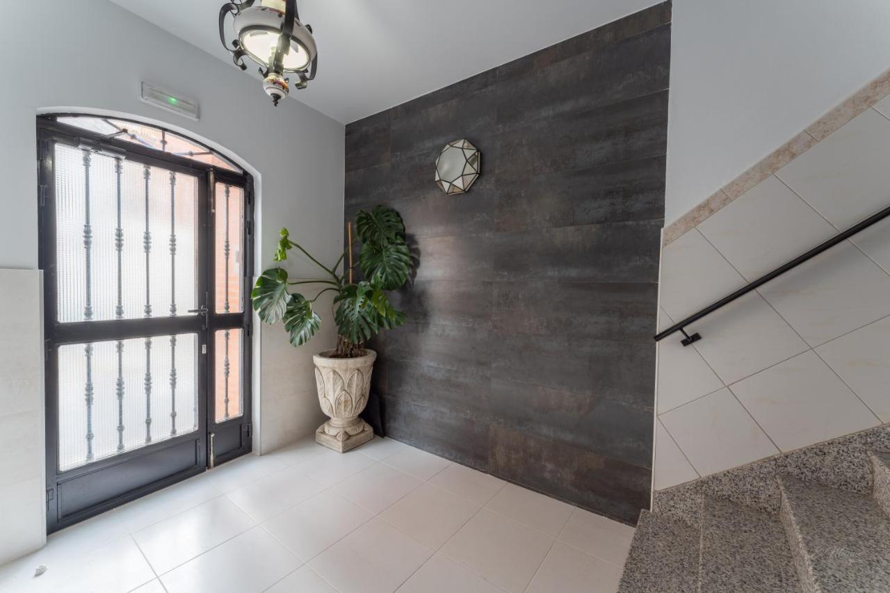 Apartamentos Villa Augusto Centro De メリダ エクステリア 写真